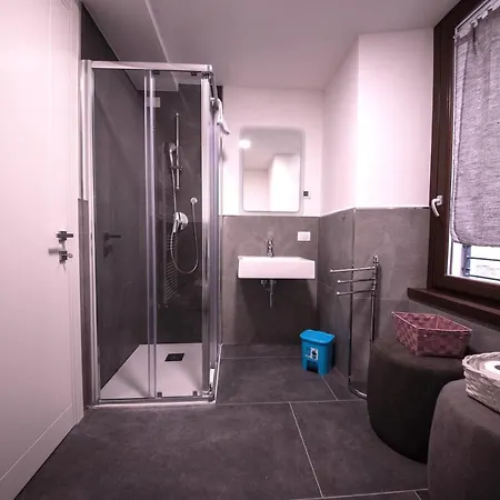 Apartment 1dest - Location